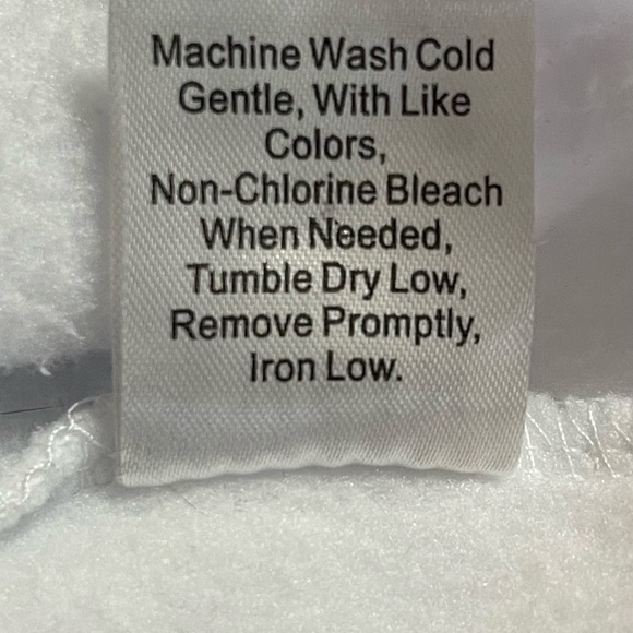 SHEIN 🌲CHRISTMAS🌲TREE FARM WHITE CREW NECK SWEATSHIRT SZ MED EUC - Picture 10 of 11